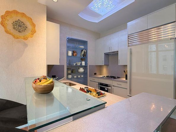 325 5th Avenue 14C, New York NY 10016