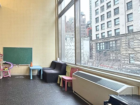325 5th Avenue 14C, New York NY 10016
