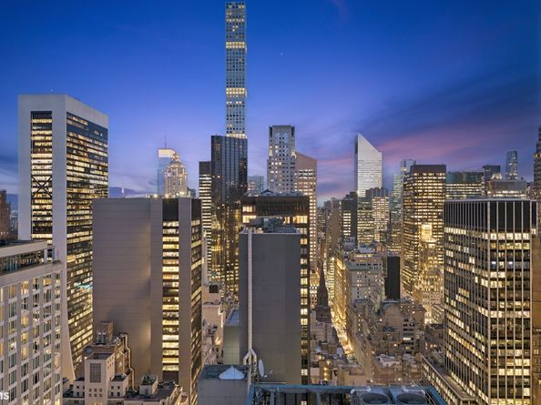 150 West 56th Street 3901, New York NY 10019