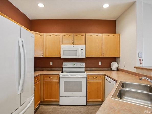 9692 W Coco Circle 304, Littleton CO 80128