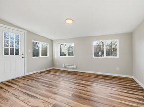 821 Salem Street, Aurora CO 80011