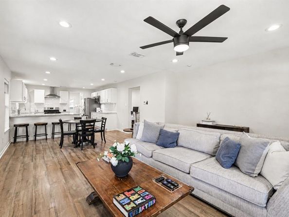 700  Cristler Avenue , Dallas Texas 75223