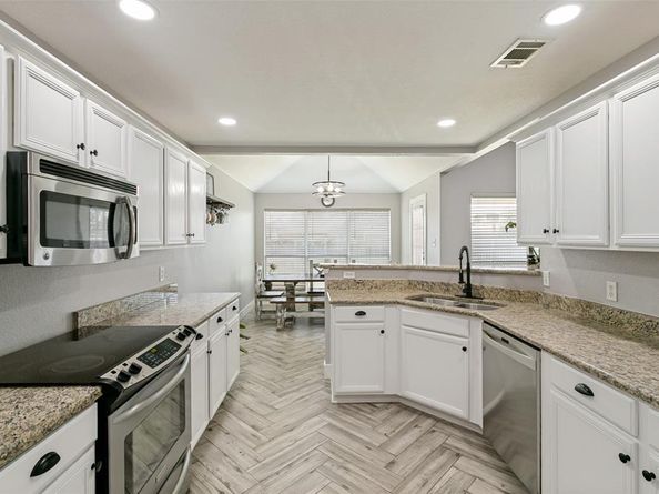 169  Adams Drive , Crowley Texas 76036