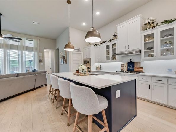 1028  Almond Blossom Circle , Crowley Texas 76036
