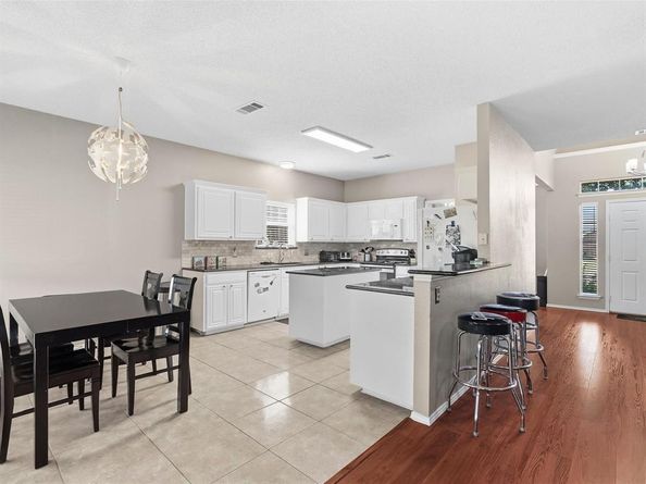 508  Road Runner Drive , Arlington Texas 76002
