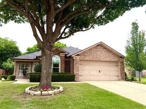 903  Santa Fe Drive , Saginaw Texas 76131