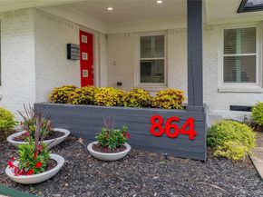 864  Peavy Road , Dallas Texas 75218