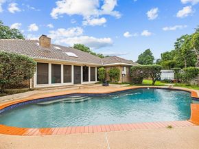 2036  Parkridge Court , Hurst Texas 76054