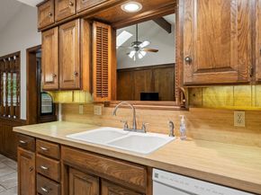 2036  Parkridge Court , Hurst Texas 76054