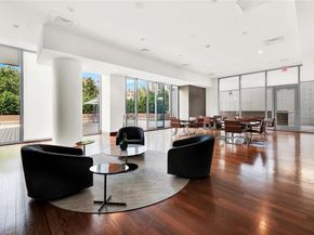 2900  Mckinnon Street  401, Dallas Texas 75201