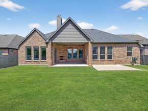 710  Sunflower Avenue , Argyle Texas 76226