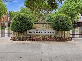 2218  Ash Grove Way , Dallas Texas 75228