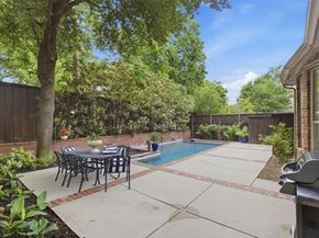 2218  Ash Grove Way , Dallas Texas 75228