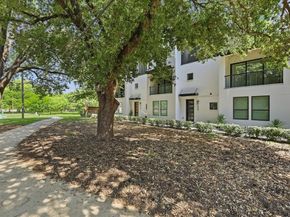 354  Foch Street  B, Fort Worth Texas 76107