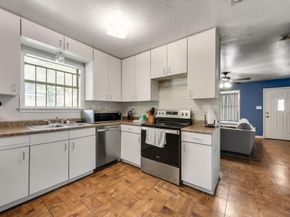 921 E Annie Street , Fort Worth Texas 76104