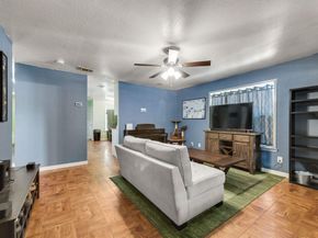 921 E Annie Street , Fort Worth Texas 76104