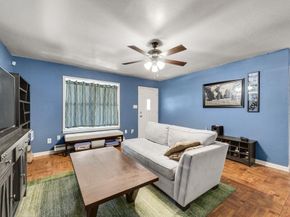 921 E Annie Street , Fort Worth Texas 76104