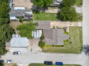 207  Hood Street , Cedar Hill Texas 75104