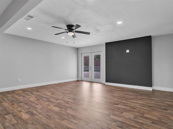 1230  Briar Hollow Lane , Garland Texas 75043