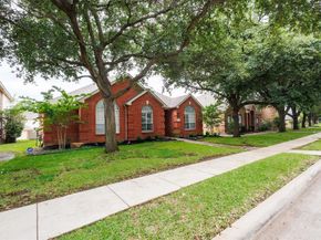 9718  Wolf Creek Drive , Irving Texas 75063