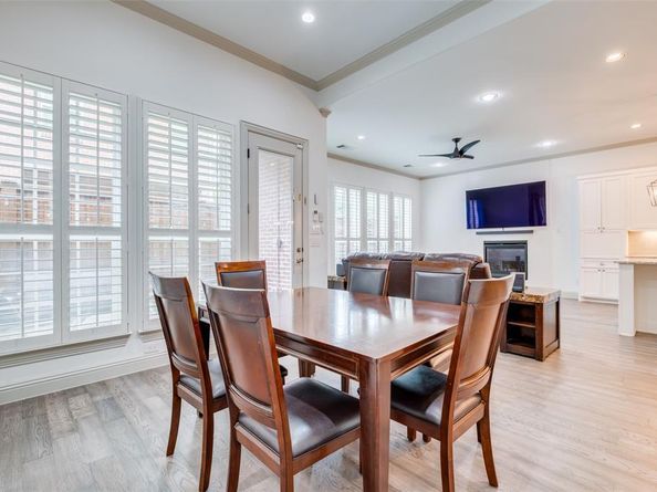 7124  Soto Street , Dallas Texas 75223