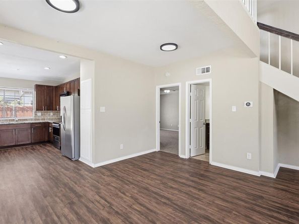 608  Fiesta Circle , Irving Texas 75063