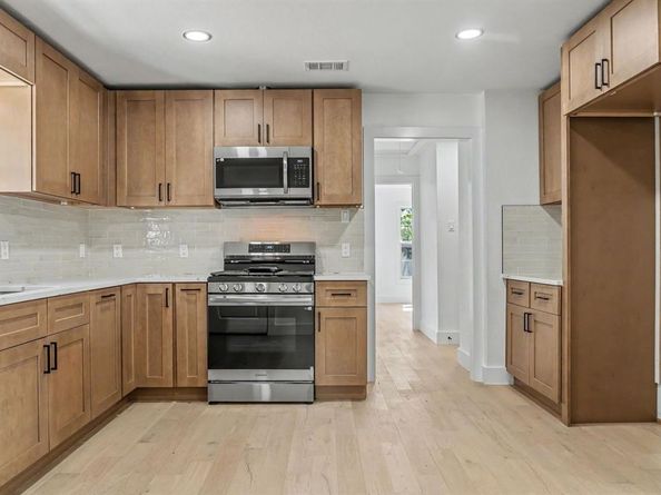 301  Buhler Drive , Garland Texas 75040