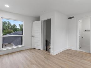 9205  Moss Farm Lane , Dallas Texas 75243