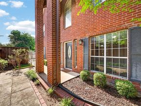 620  Belle Place , Fort Worth Texas 76107