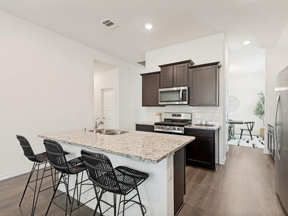 424  Baltimore Avenue , Fate Texas 75189