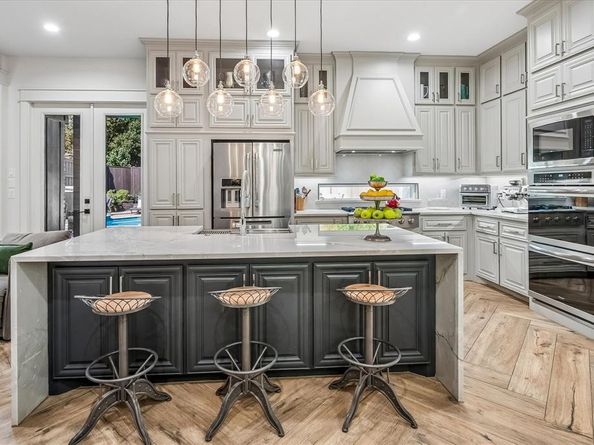 2121  Clearspring Drive S, Irving Texas 75063