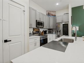 1000  17th Street , Plano Texas 75074