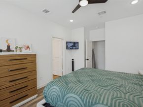 1000  17th Street , Plano Texas 75074