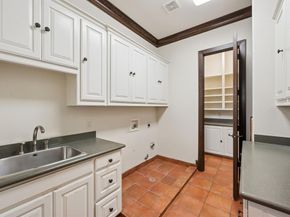 4777  Byron Circle , Irving Texas 75038