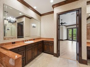 4777  Byron Circle , Irving Texas 75038