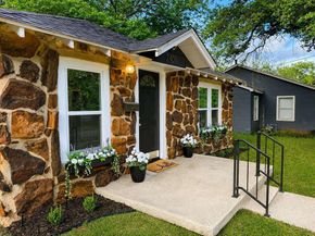 2401  Lillian Street , Fort Worth Texas 76111