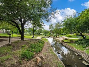 656  Bishop Heights Lane , Dallas Texas 75208