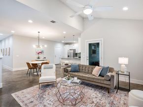 656  Bishop Heights Lane , Dallas Texas 75208