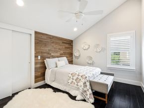 656  Bishop Heights Lane , Dallas Texas 75208