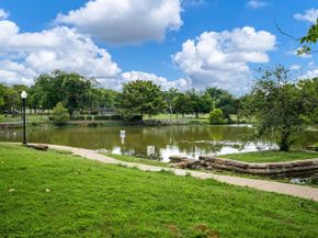 656  Bishop Heights Lane , Dallas Texas 75208