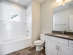 656  Bishop Heights Lane , Dallas Texas 75208
