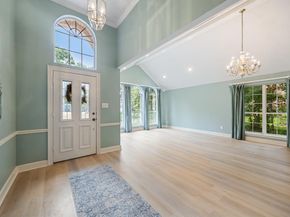 5504  Yacht Club Drive , Rockwall Texas 75032