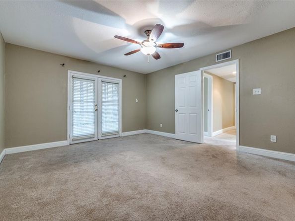 8560  Park Lane  75, Dallas Texas 75231