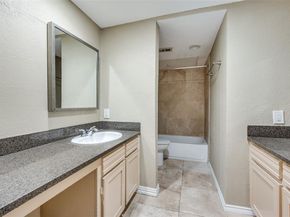 8560  Park Lane  75, Dallas Texas 75231