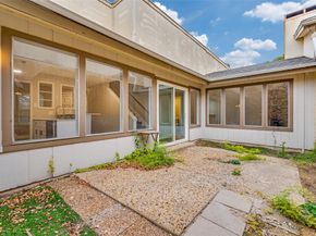8560  Park Lane  75, Dallas Texas 75231