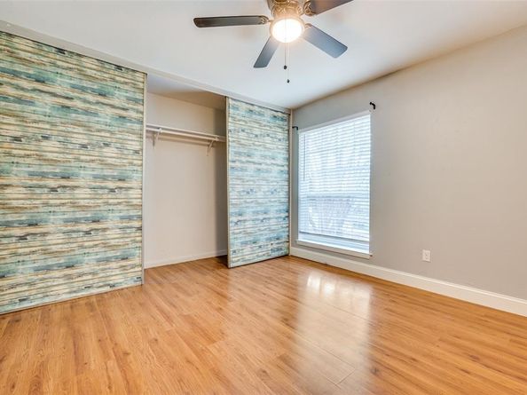 8560  Park Lane  75, Dallas Texas 75231