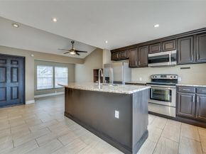 8560  Park Lane  75, Dallas Texas 75231