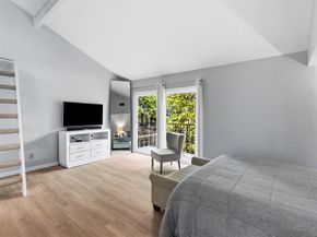 8522  Park Lane  15, Dallas Texas 75231