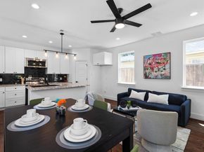 1104 E Annie Street , Fort Worth Texas 76104