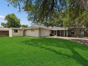 10612  Estate Lane , Dallas Texas 75238